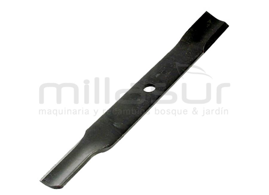 CUCHILLA ( 520 mm - 23 corte derch) JOHN DEERE 160, 261, 318, 420, 430,  F910, F911, F912, F915, F925, F930, F932, F935, F1145